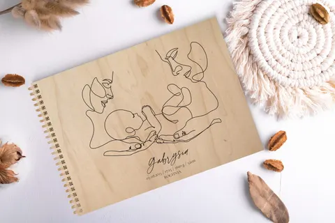 Drewniany album dla dziecka / pamiętnik / metryczka - Lineart