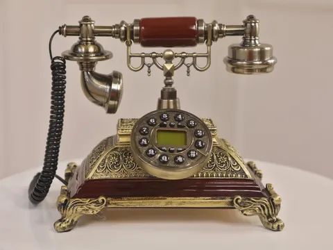 Stylowy Telefon Delhi