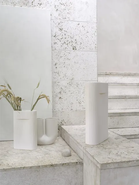 Wazon RIDGE VASE Off-White, MUUTO
