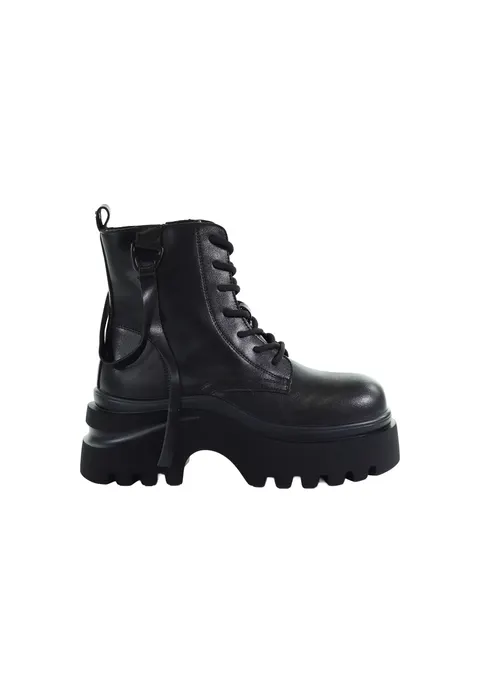 Damskie czarne skórzane botki biker GOE UU2N4103