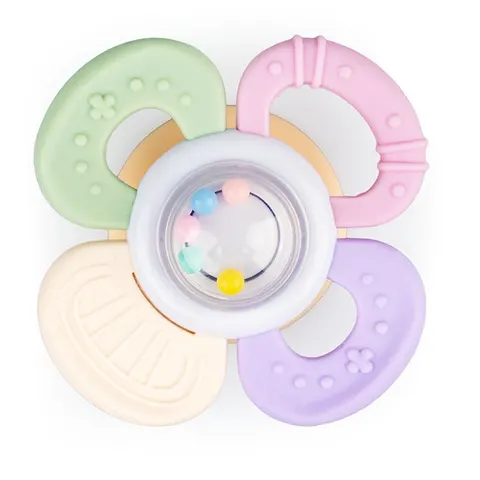 GiliGums Grzechocząca Koniczyna Z Przyssawką Spinner Gryzak 3M+