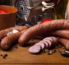 Kiełbasa czosnkowa podsuszana Nowicki Naturalnie