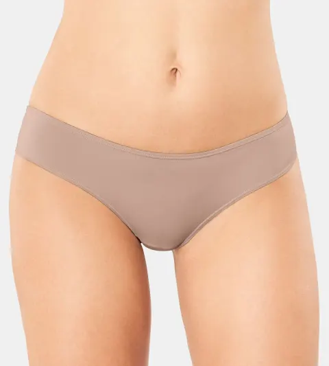 Triumph Lovely Micro Brazilian String Smooth Skin - 6106 10182554*6106 - Rozmiar: S