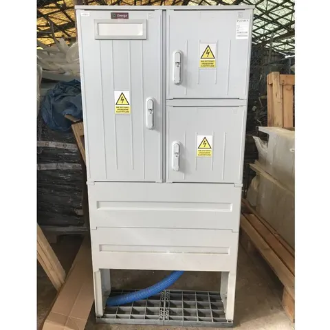 Szafa kablowo-pomiarowa KRSN-P2/2F-NH2/2R-NH00/F + keramzyt
