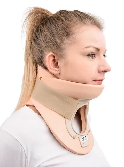 Kołnierz ortopedyczny sztywny typu Camp C4 (Collar Stark)