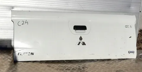 C24 MITSUBISHI TRITON KLAPA BURTA