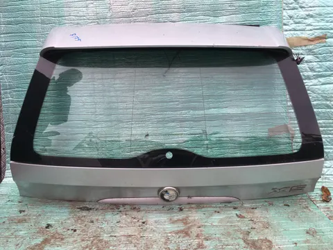 B175 BMW X5 E57 KLAPA BAGAŻNIKA Z SZYBĄ