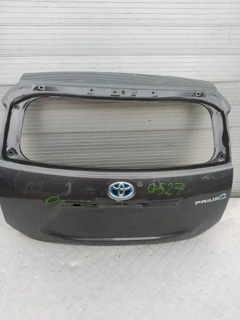 G527 KLAPA BAGAŻNIKA Toyota Aqua Prius C 2012-14