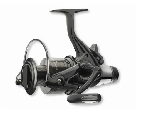 Kołowrotek Daiwa Black Widow wolny bieg 3BB 4.6:1