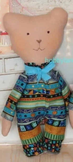 Miś zabawka robiona ręcznie