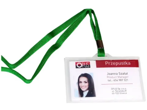 Etui na identyfikator ze smyczą O.BADGE HOLDER 55x90mm zielony 1 szt.