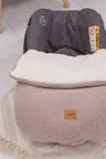 Okrycie, osłonka na nóżki do fotelika samochodowego i wózka spacerowego - Boucle Pink