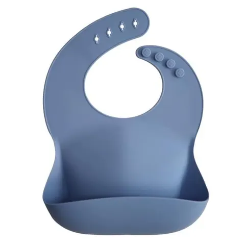 Śliniak silikonowy Powder Blue / Mushie