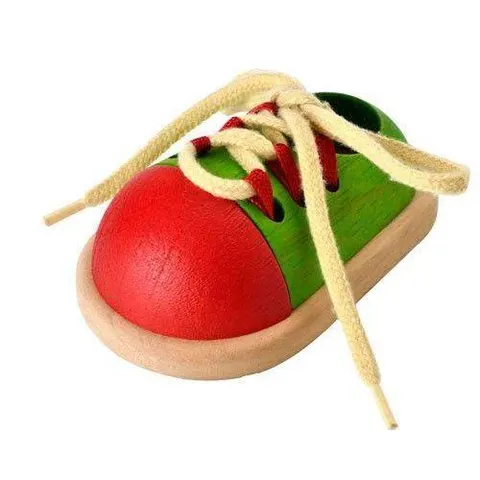 Drewniany bucik do nauki wiązania sznurowadeł / Plan Toys