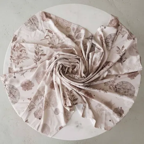 Otulacz bambusowy, chusta 100x150 cm - Beige garden / Lullalove