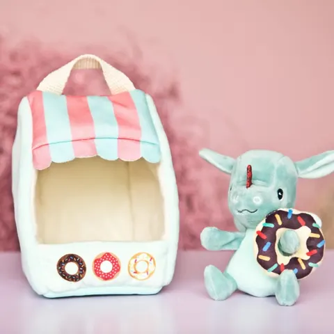 Lilliputiens sklepik z donutami Smoka Joe