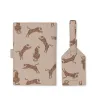 Etui na dokumenty i zawieszka do walizki - tiger sand / Konges Slojd