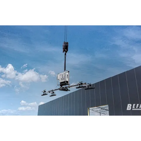 Chwytak próżniowy do płyt warstwowych XR 500 udźwig 600 kg Befard