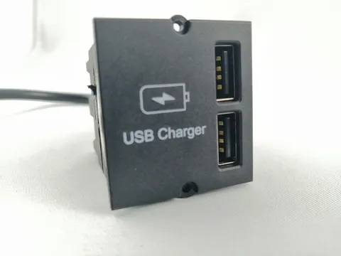 Bachmann Double Charger - Moduł ładowania 2xUSB A/Acharger 5V, 2.4A