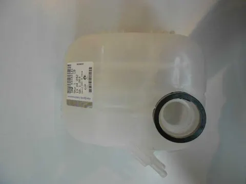 Zbiornik wody Opel Zafira B