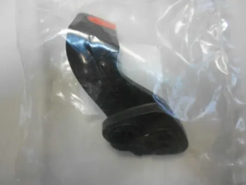 Uchwyt zderzaka tylnego Opel Corsa D