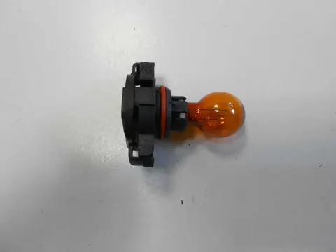 żarówka kierunkowskazu przedniego psy24w hp Astra J