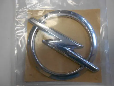Emblemat Opel tylnej klapy bagażnika Opel Zafira B