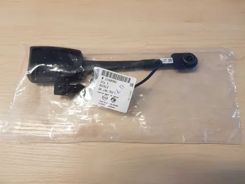 Zamek pasa kierowcy Opel Astra J