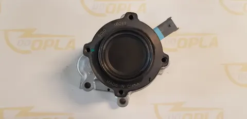 Oryginalne pompa wody opel Astra J 1,7 DIESEL