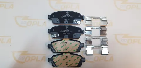 Klocki hamulcowe tył Opel Zafira C