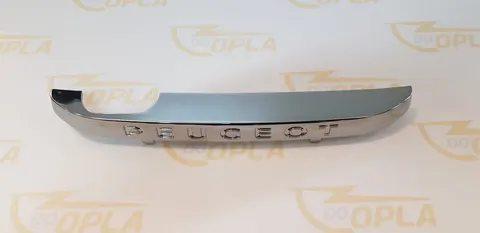 Emblemat przedni "PEUGEOT" 2008