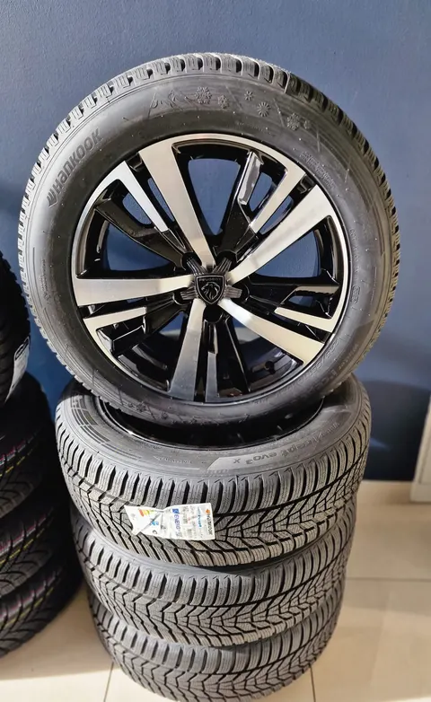oryginalne koła zimowe aluminiowe 18" peugeot 408 hankook dot 2022