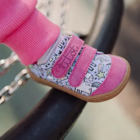Kapcie barefoot dziecięce Rainbow Unicorn Jednorożce i Tęcze na rzep TITOT
