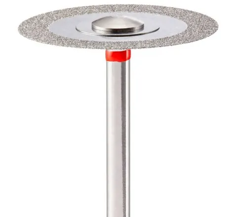 Separator diamentowy 355.514, nasyp obustronny na krawędzi