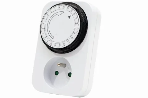 DPM Programator czasowy analogowy włącznik wyłącznik 24h 230V