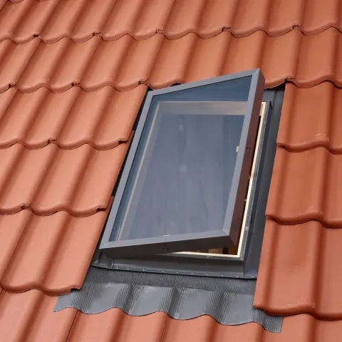 Wyłaz dachowy zimny VELUX VLT 025 45x55