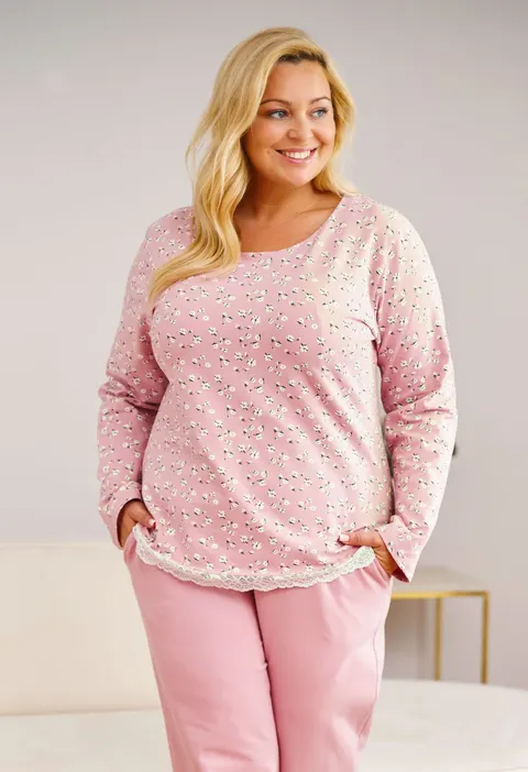 Różowa piżama w kwiatuszki Plus Size