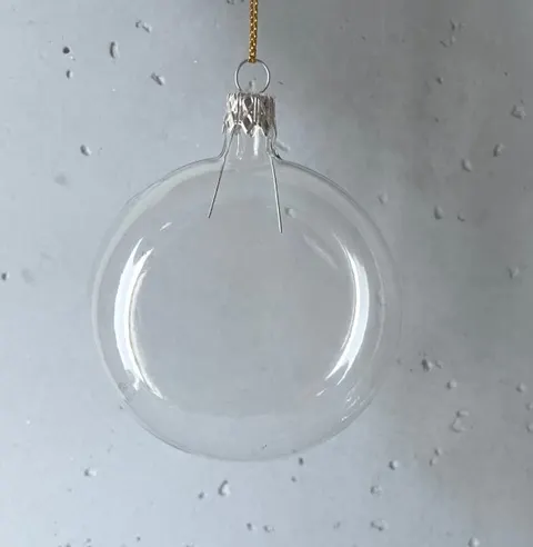 Medalion szklany przeźroczysty 8 cm 1 szt