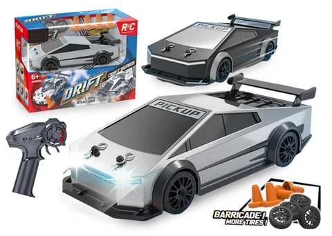 Artyk Auto RC Drift 2,4 GHz z wymiennymi kołami i pachołkami – 19 cm 6+
