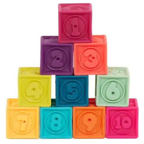 B.Toys zestaw gumowych miękkich klocków sensorycznych 10 szt. 6M+