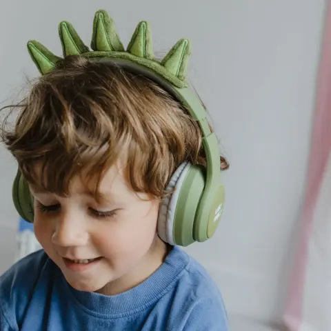 KIDYEARS – Słuchawki dla dzieci 85 dB | Bluetooth + kabel | Magnetyczne uszka dinozaur | Bezpieczne słuchanie od 4 lat