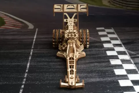 Top Fuel Dragster Samochód model mechaniczny do składania 321 el. Ugears