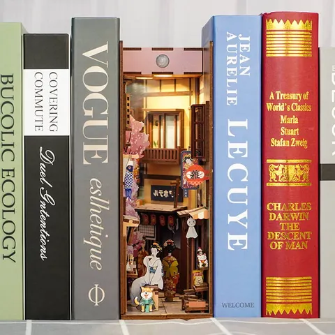 Tonecheer Składany Drewniany Model 3D LED - Book Nook Japoński Sklepik