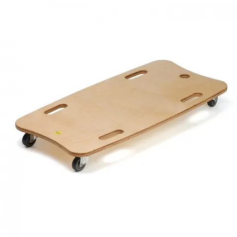 Drewniana deskorolka na kółkach