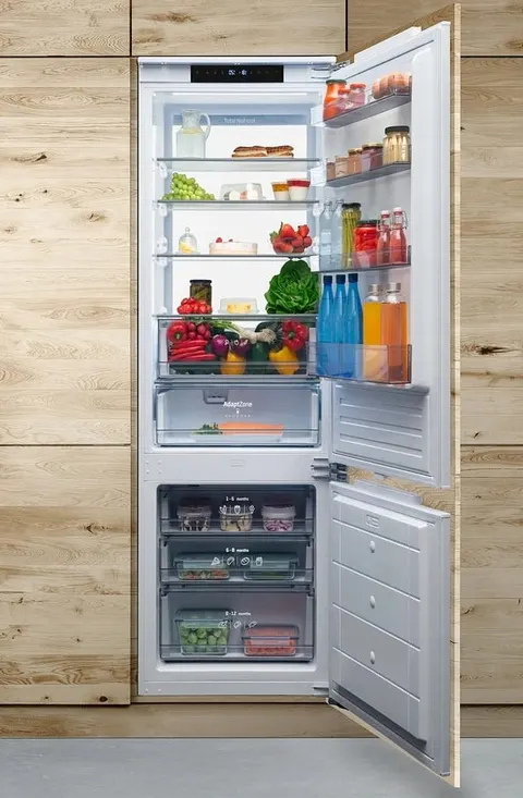 Chłodziarko – zamrażarka do zabudowy Amica BK3717.5FZNBk STUDIO Szerokość 75 cm