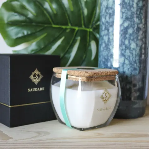 Świeca Saudade fiołkowa 200 g
