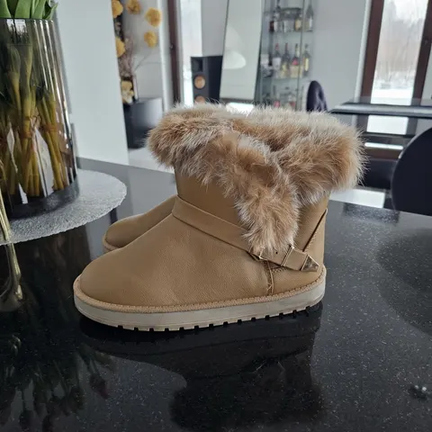 KOZAKI buty damskie śniegowce ciepłe z kożuszkiem B015 camel