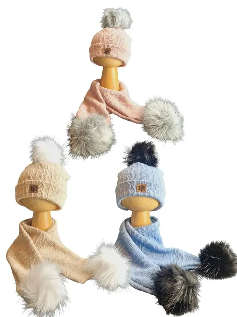 Czapka zimowa sweterkowa z jednym pomponem
