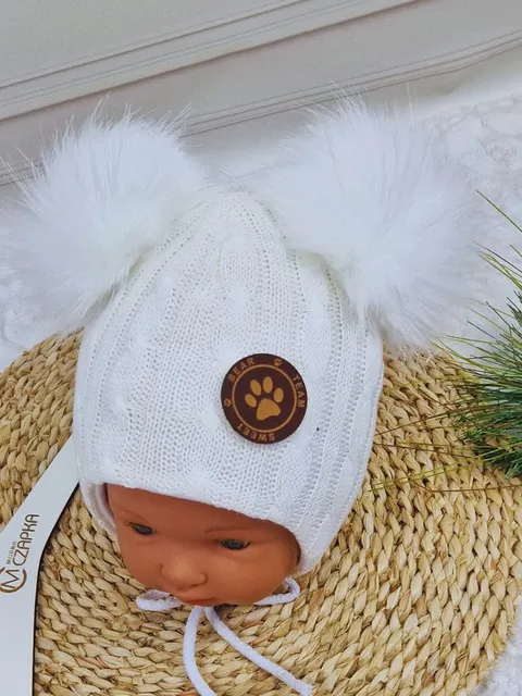 Zimowa sweterkowa czapka z dwoma pomponami łapka