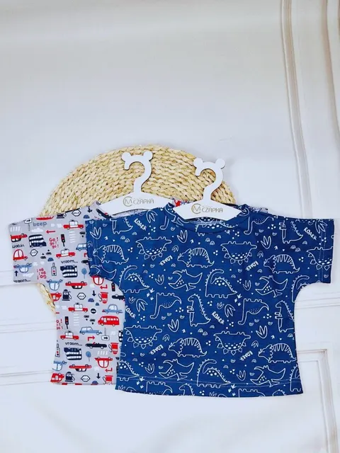 Podkoszulek /t-shirt dziecięcy autobus/smoczki
